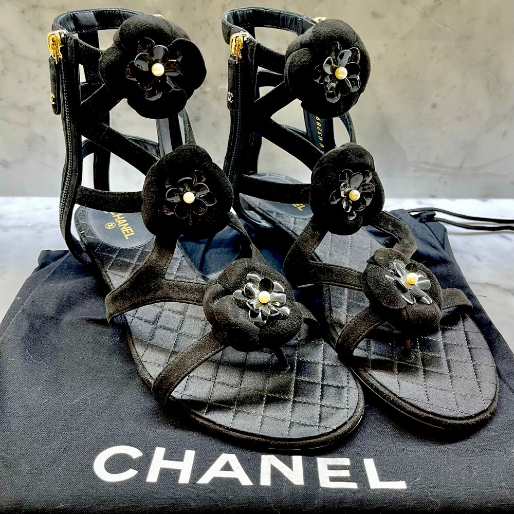 CHANEL Sandals